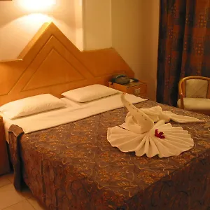 *** Hotel Karnak Egypt