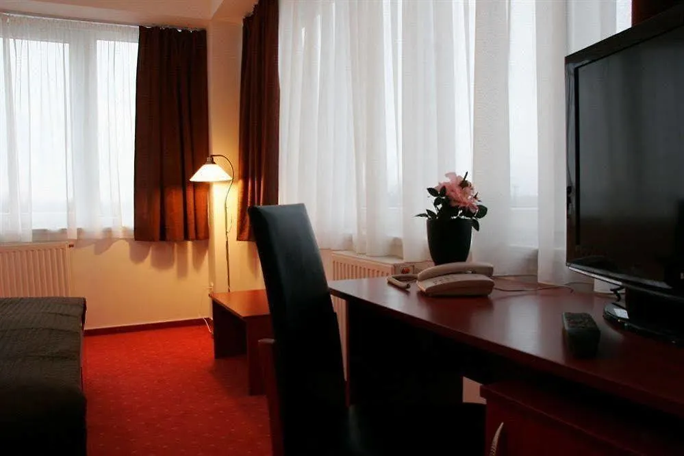 ***  Canada Hotel Βουδαπέστη Ουγγαρία
