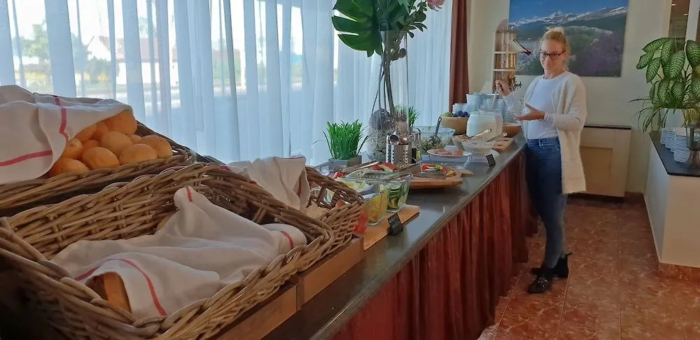 Canada Hotel Budapest